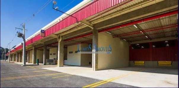 Galpão/Depósito/Armazém para alugar, 1478m² no Água Espraiada, Embu das Artes