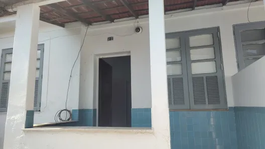 Casa com 1 Quarto para alugar, 43m² no Irajá, Rio de Janeiro