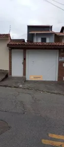 Sobrado com 3 Quartos à venda, 200m² no Vila Oliveira, Mogi das Cruzes