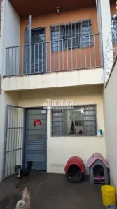 Casa com 2 Quartos à venda, 117m² no Santa Maria, Uberaba