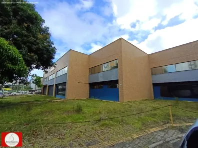 Imóvel Comercial para alugar, 2500m² no Paralela, Salvador