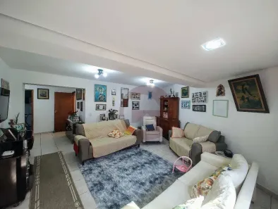 Sobrado com 6 Quartos à venda, 252m² no Jardim Esmeralda, São Paulo