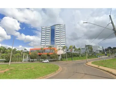 Sala Comercial à venda, 141m² no Vila Silvéria, Araxá