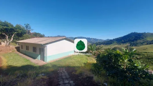Fazenda/Sítio com 3 Quartos à venda, 100m² no , São Bento do Sapucaí