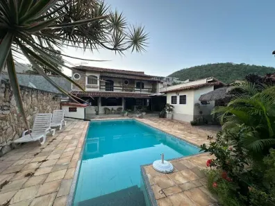 Casa com 3 Quartos à venda, 250m² no Recanto de Itaipuaçu (Itaipuaçu), Maricá