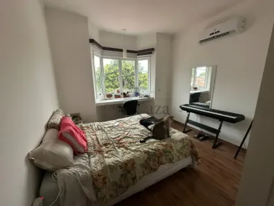 Casa com 4 Quartos à venda, 180m² no Bosque dos Eucaliptos, São José dos Campos
