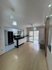 Apartamento com 2 Quartos para alugar, 74m² no Zona 02, Maringá