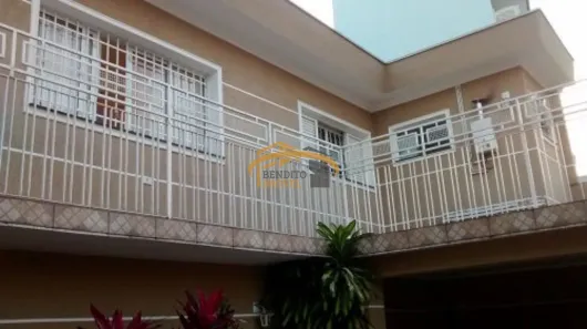 Casa com 3 Quartos para alugar, 327m² no Vila Campesina, Osasco