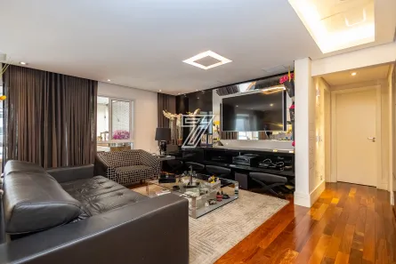 Apartamento com 4 Quartos à venda, 193m² no Água Verde, Curitiba
