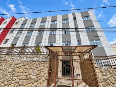 Apartamento com 2 Quartos para alugar, 75m² no Mundo Novo, Juiz de Fora