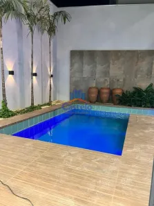 Casa com 3 Quartos à venda, 308m² no Zona V, Umuarama
