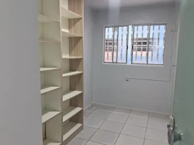 Apartamento com 3 Quartos para alugar, 70m² no Calhau, São Luís
