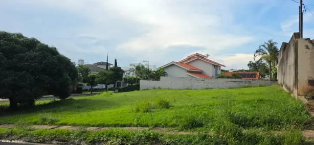 à venda, 450m² no Jardim João Paulo II, Presidente Prudente