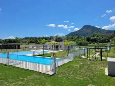 Lote/Terreno à venda, 240m² no Ubatiba, Maricá