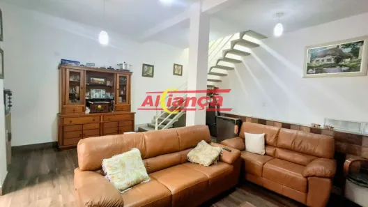 Casa com 4 Quartos à venda, 180m² no Jardim Iporanga, Guarulhos