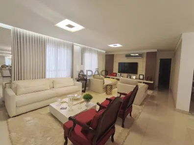 Apartamento com 4 Quartos à venda, 228m² no Jardim Goiás, Goiânia