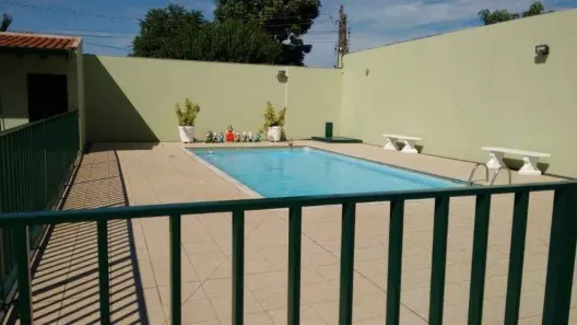 Fazenda/Sítio com 2 Quartos para alugar, 120m² no Jardim Gerson França, Bauru