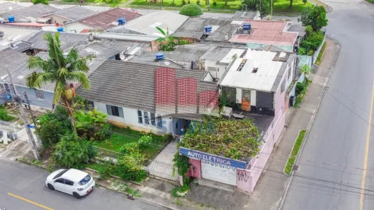 Casa com 3 Quartos à venda, 300m² no Sítio Cercado, Curitiba