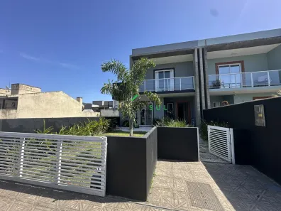 Casa com 3 Quartos à venda, 120m² no Lt. Pedra Branca, Garopaba