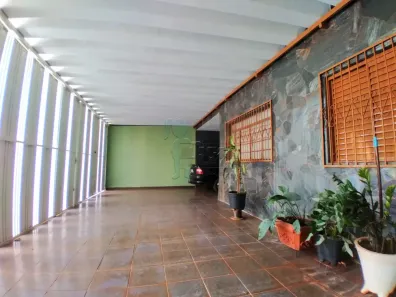 Casa com 3 Quartos à venda, 165m² no Jardim Centenário, Ribeirão Preto