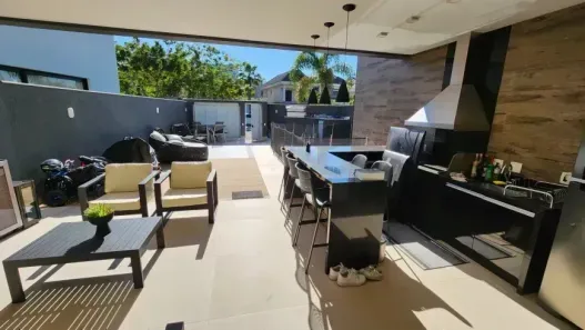 Casa de Condomínio com 5 Quartos para alugar, 240m² no Recreio dos Bandeirantes, Rio de Janeiro