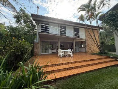 Sobrado com 4 Quartos à venda, 224m² no Costa do Sol, Bertioga