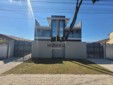Sobrado com 3 Quartos à venda, 230m² no São Braz, Curitiba
