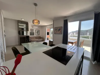 Cobertura com 3 Quartos à venda, 134m² no Jurerê, Florianópolis