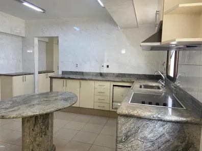 Apartamento com 4 Quartos à venda, 242m² no Centro, Campinas