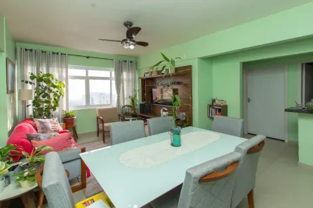 Apartamento com 2 Quartos à venda, 78m² no Centro Histórico, Porto Alegre