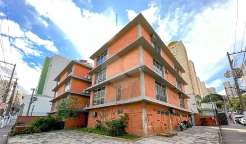 Prédio Comercial para alugar, 2100m² no Santana, São Paulo