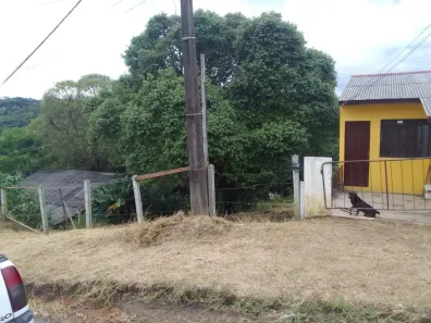 Lote/Terreno à venda, 675m² no Uvaranas, Ponta Grossa