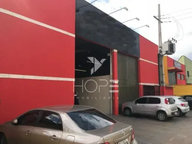 Imóvel Comercial para alugar, 900m² no Jardim Riviera, Cambé