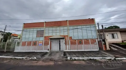 Galpão/Depósito/Armazém à venda, 330m² no Guarani, Novo Hamburgo