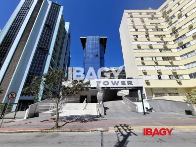 Sala Comercial para alugar, 331m² no Centro, Florianópolis