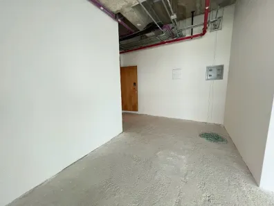Sala Comercial para alugar, 132m² no Várzea de Baixo, São Paulo