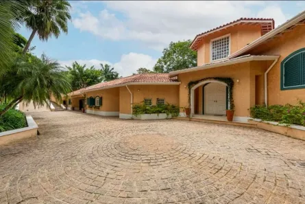 Casa de Condomínio com 6 Quartos à venda, 951m² no Vila Santo Antônio, Cotia