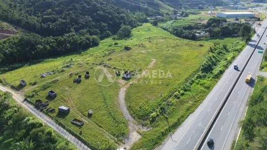 Lote/Terreno à venda, 56565m² no Belchior Baixo, Gaspar