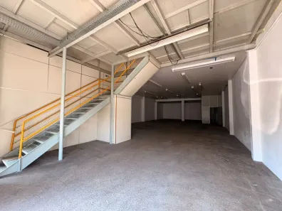 Galpão/Depósito/Armazém para alugar, 329m² no Japiim, Manaus