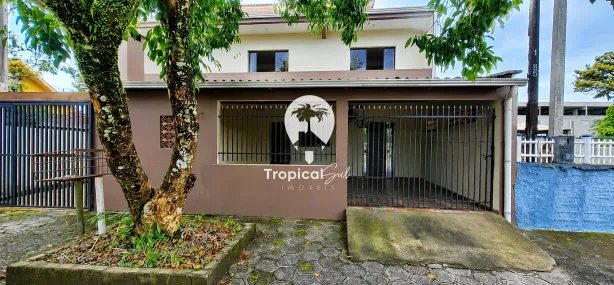 Sobrado com 7 Quartos à venda, 431m² no , Pontal do Paraná