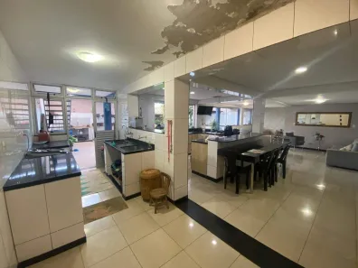 Casa com 3 Quartos à venda, 370m² no Industrial, Contagem