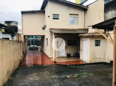 Sobrado com 3 Quartos à venda, 185m² no Campestre, Santo André
