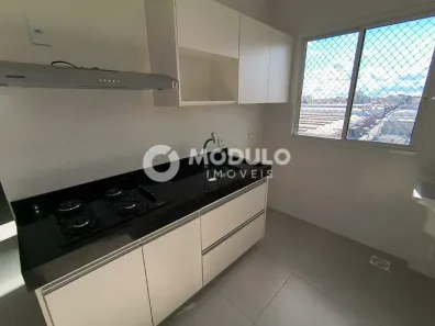 Apartamento com 2 Quartos para alugar, 60m² no Brasil, Uberlândia