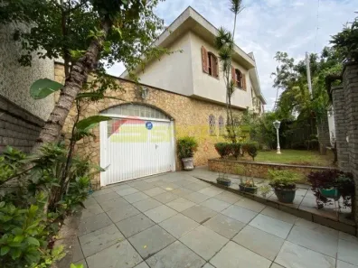 Sobrado com 4 Quartos à venda, 231m² no Carandiru, São Paulo