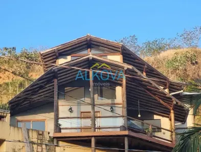 Sobrado com 4 Quartos à venda, 280m² no Freitas, São José dos Campos