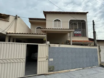 Casa com 3 Quartos à venda, 105m² no Parque Califórnia, Campos dos Goytacazes