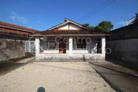 Casa com 2 Quartos à venda, 135m² no Centro, Peruíbe