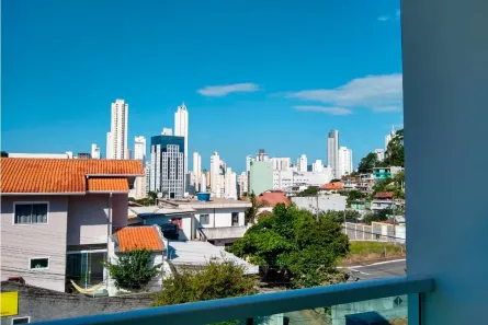 Sobrado com 3 Quartos à venda, 130m² no Ariribá, Balneário Camboriú
