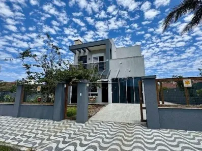Sobrado com 3 Quartos à venda, 200m² no , Xangri-Lá