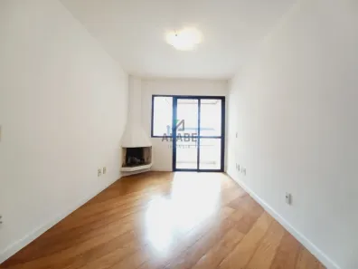 Apartamento com 3 Quartos para alugar, 75m² no Cidade Monções, São Paulo